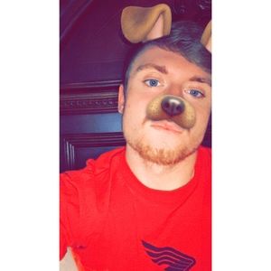 Meet your Posher, Casey